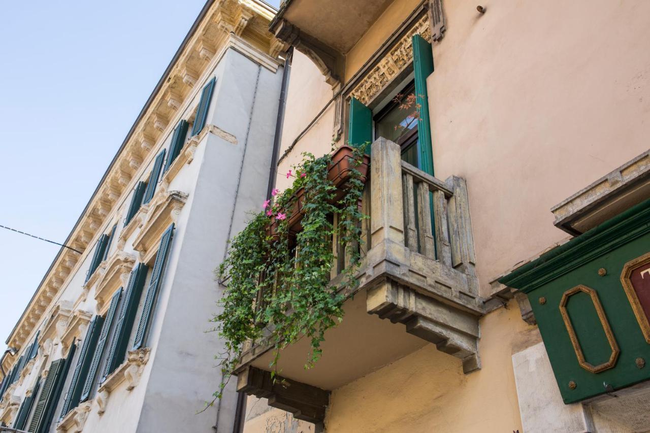 Hotel Al Castello Verona Exterior foto